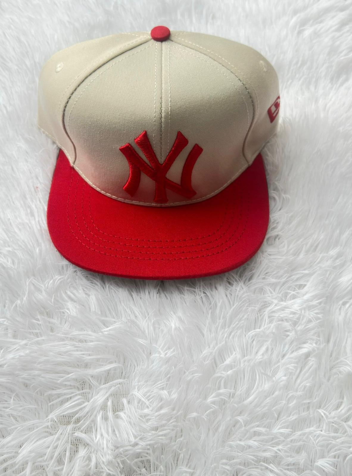 New York Yankees baseball cap